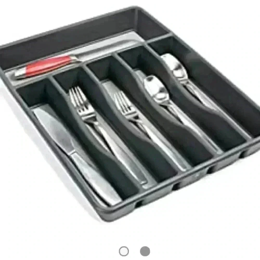 Silverware organizer tray non slip